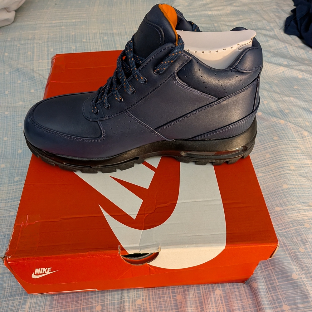Nike Air Max ACG Goadome Boots. Team Navy, Orange. - Picture 6 of 10